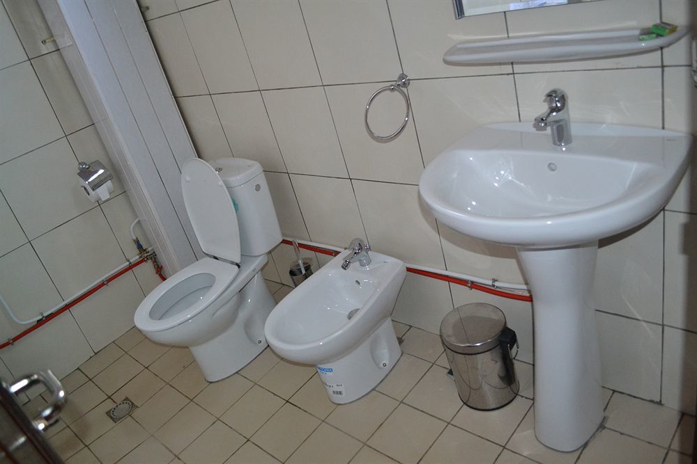 Hotel De Malte Tchang Екстериор снимка